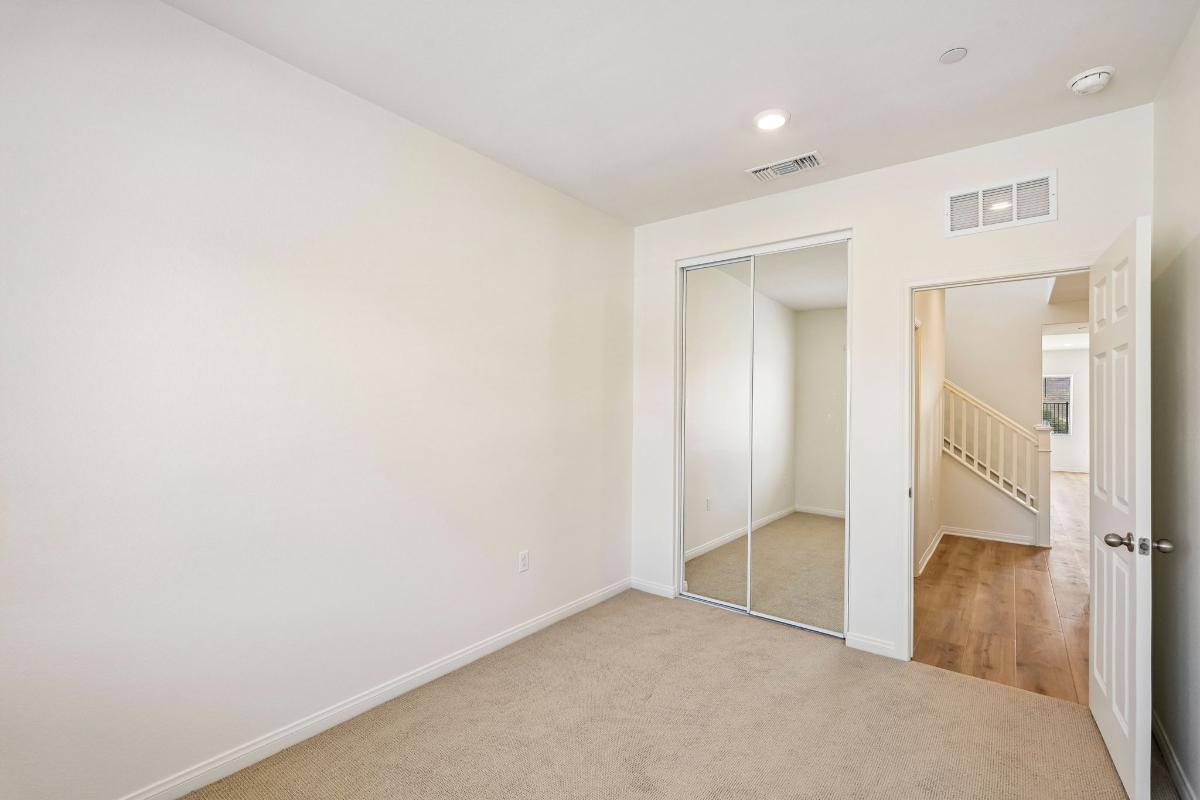 Secondary bedroom