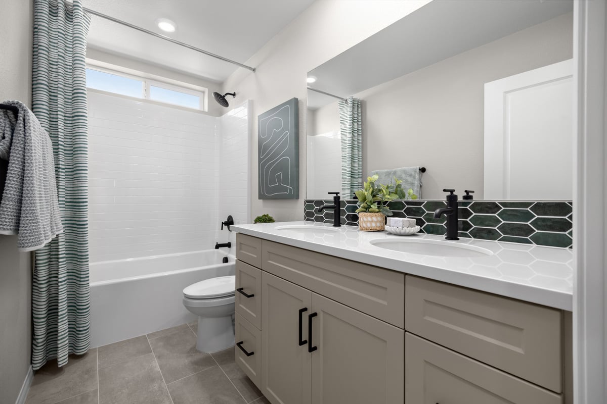 Optional dual-sink vanity at bath 2