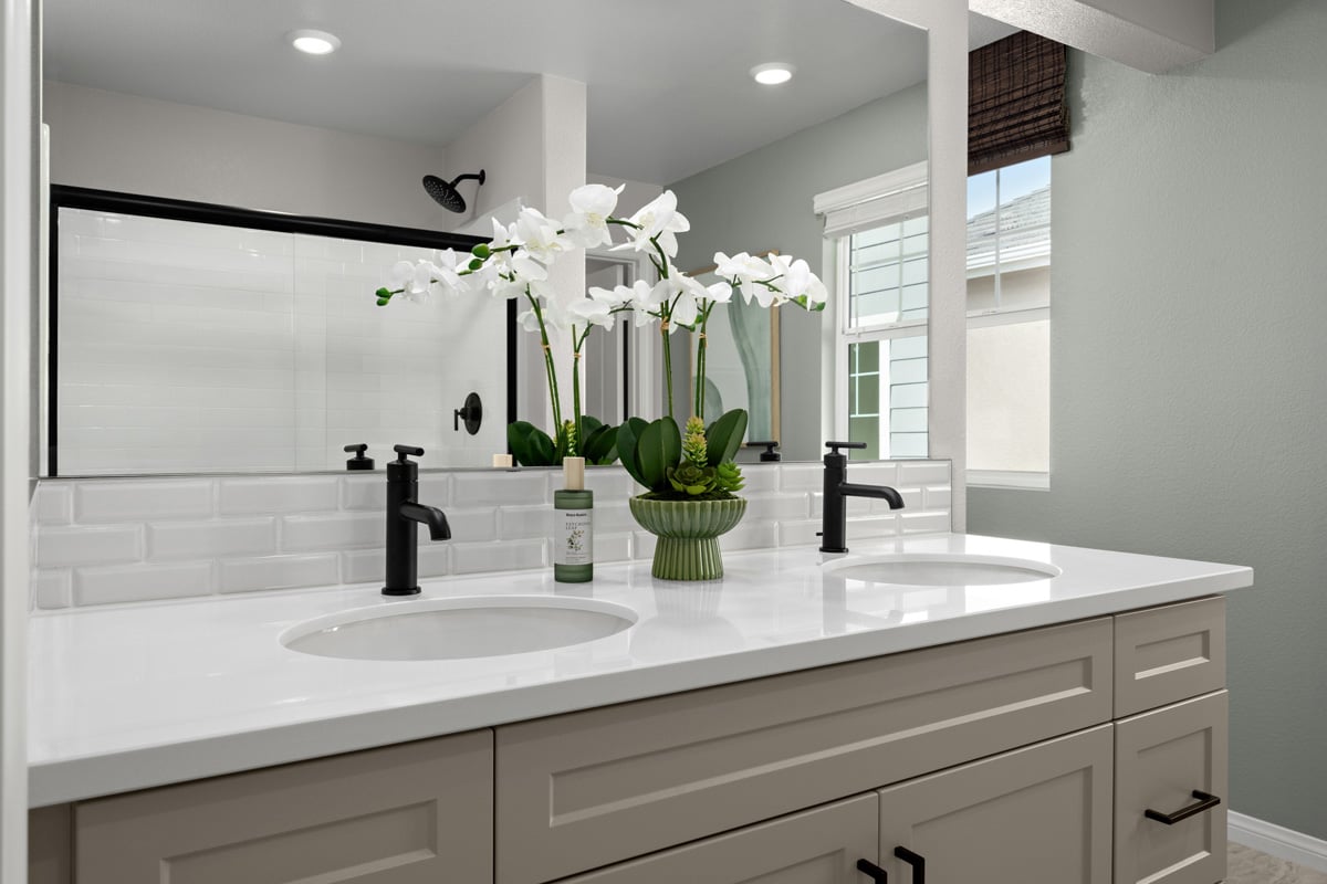 Optional matte black fixtures