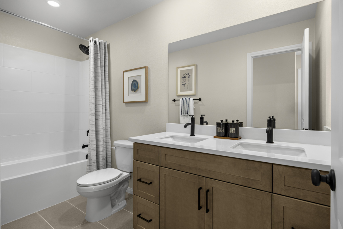 Optional dual-sink vanity at bath 2