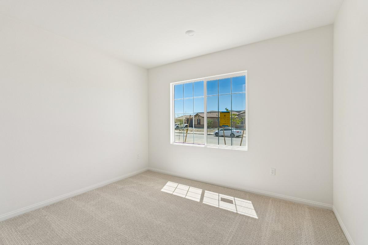 Secondary bedroom