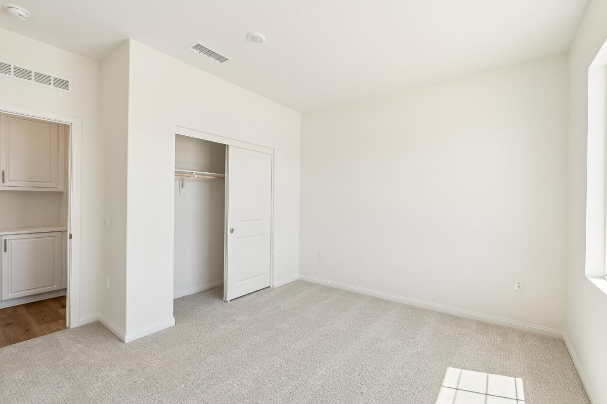 Secondary bedroom