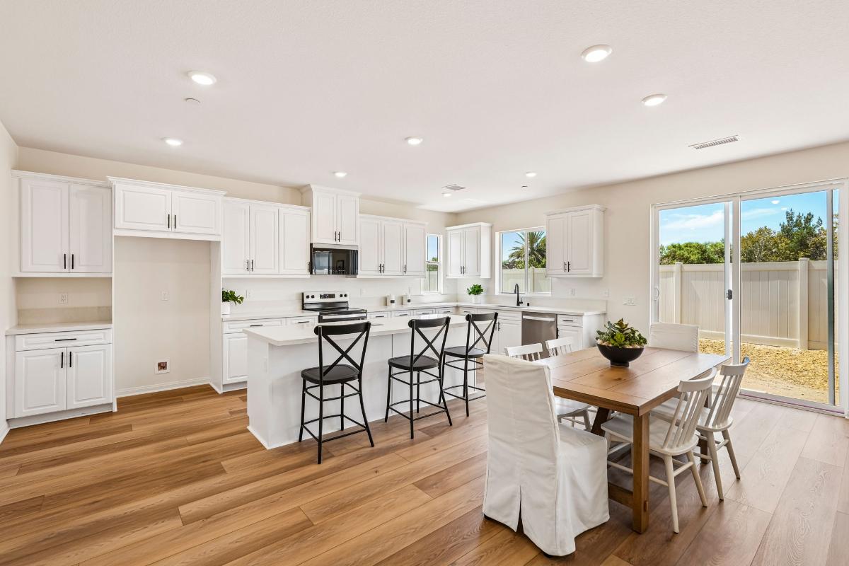Gatsby at Nautical Cove photo 8