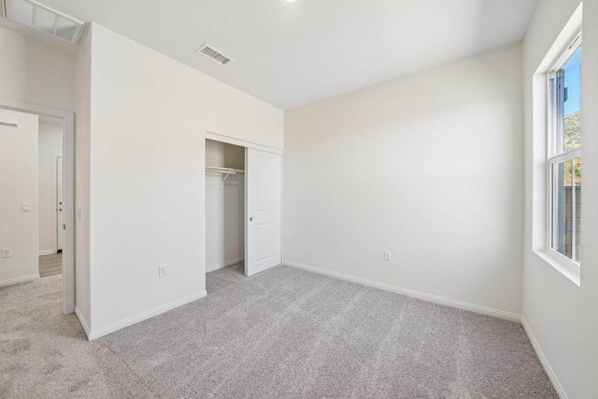 Secondary bedroom