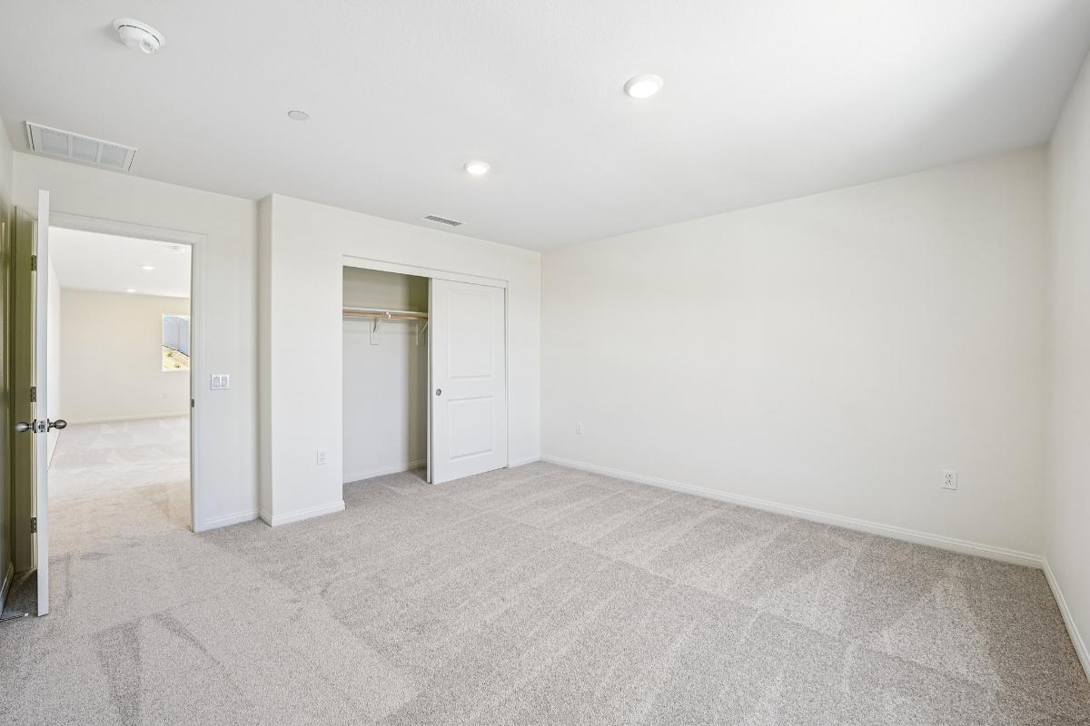 Secondary bedroom