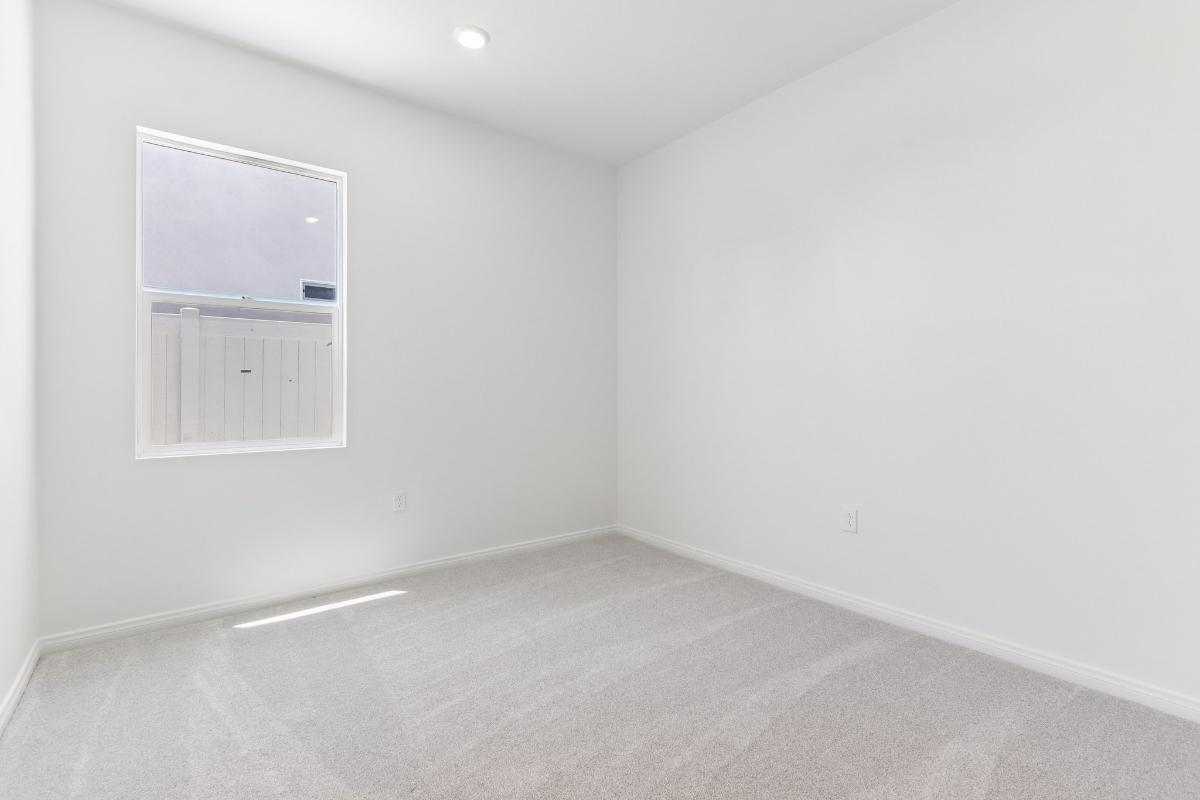 Secondary bedroom