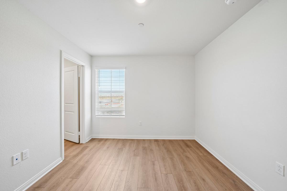 Secondary bedroom