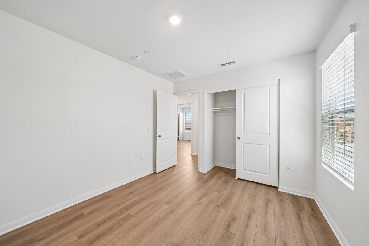 Secondary bedroom