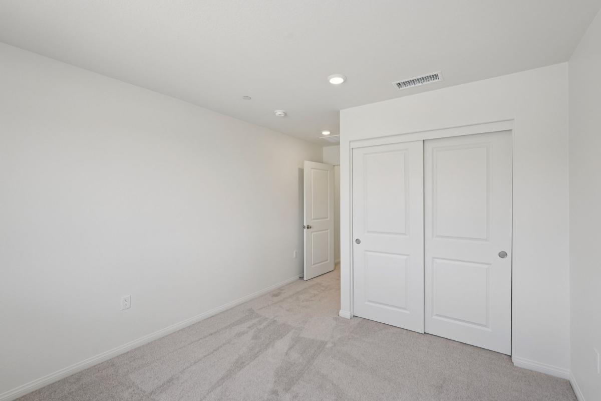 Secondary bedroom