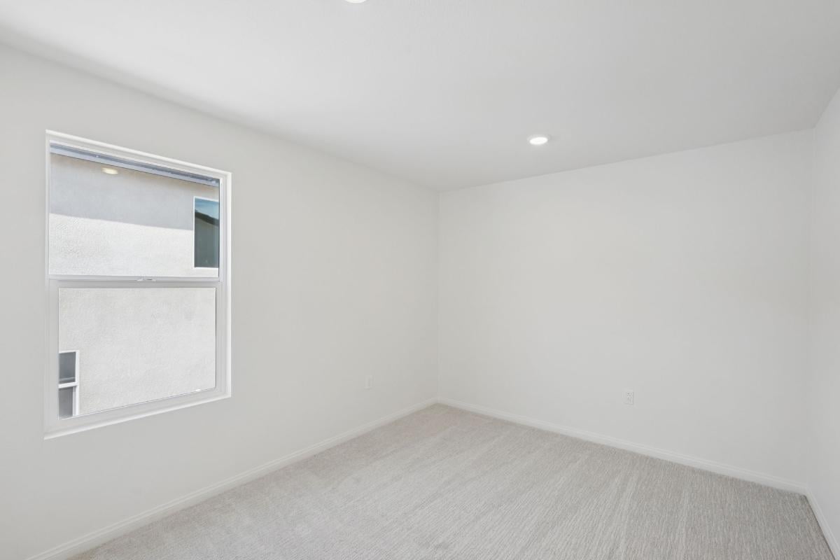 Secondary bedroom