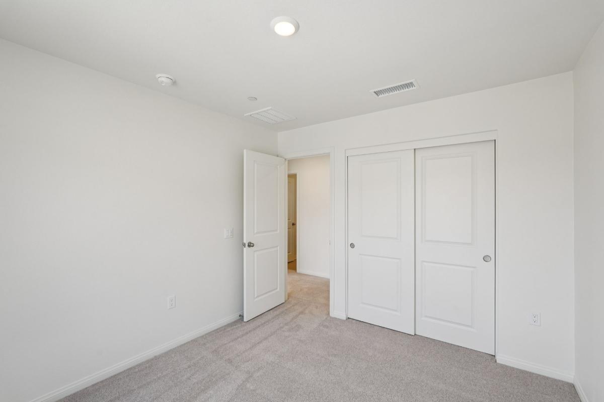 Secondary bedroom