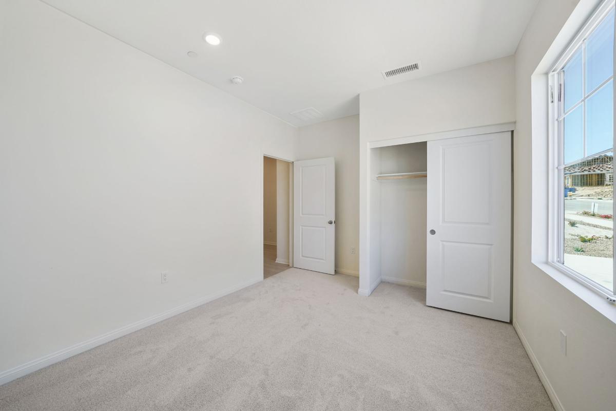 Secondary bedroom