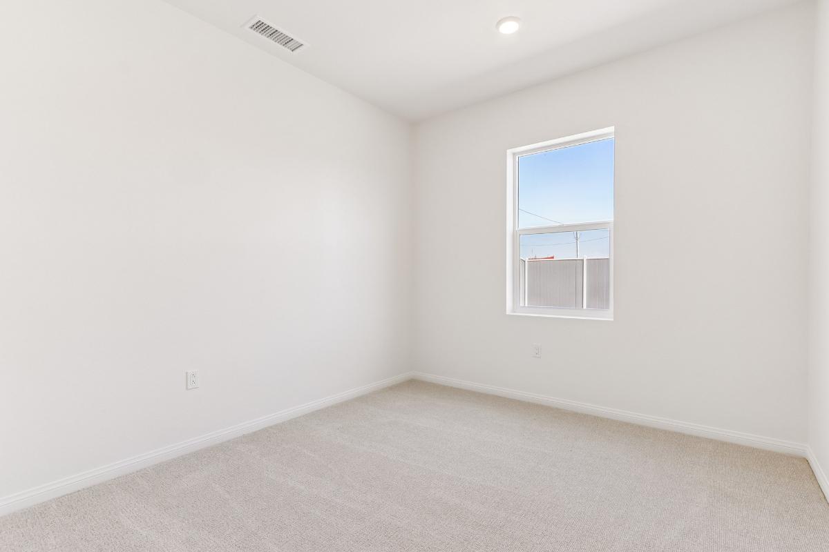 Secondary bedroom