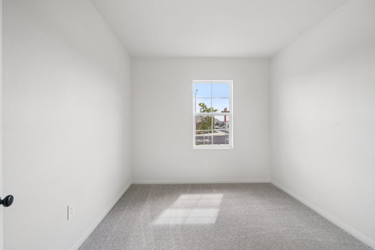 Secondary bedroom