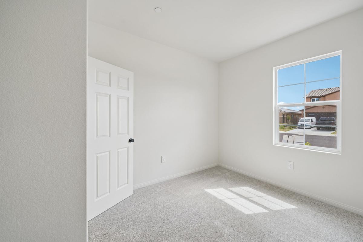 Secondary bedroom