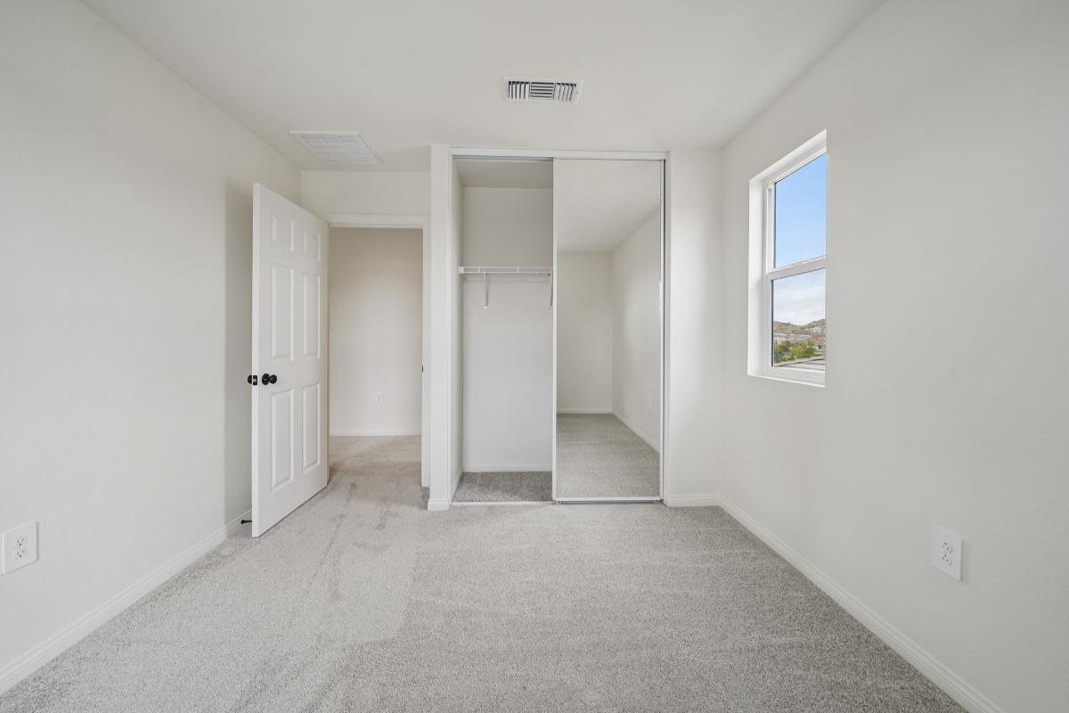 Secondary bedroom