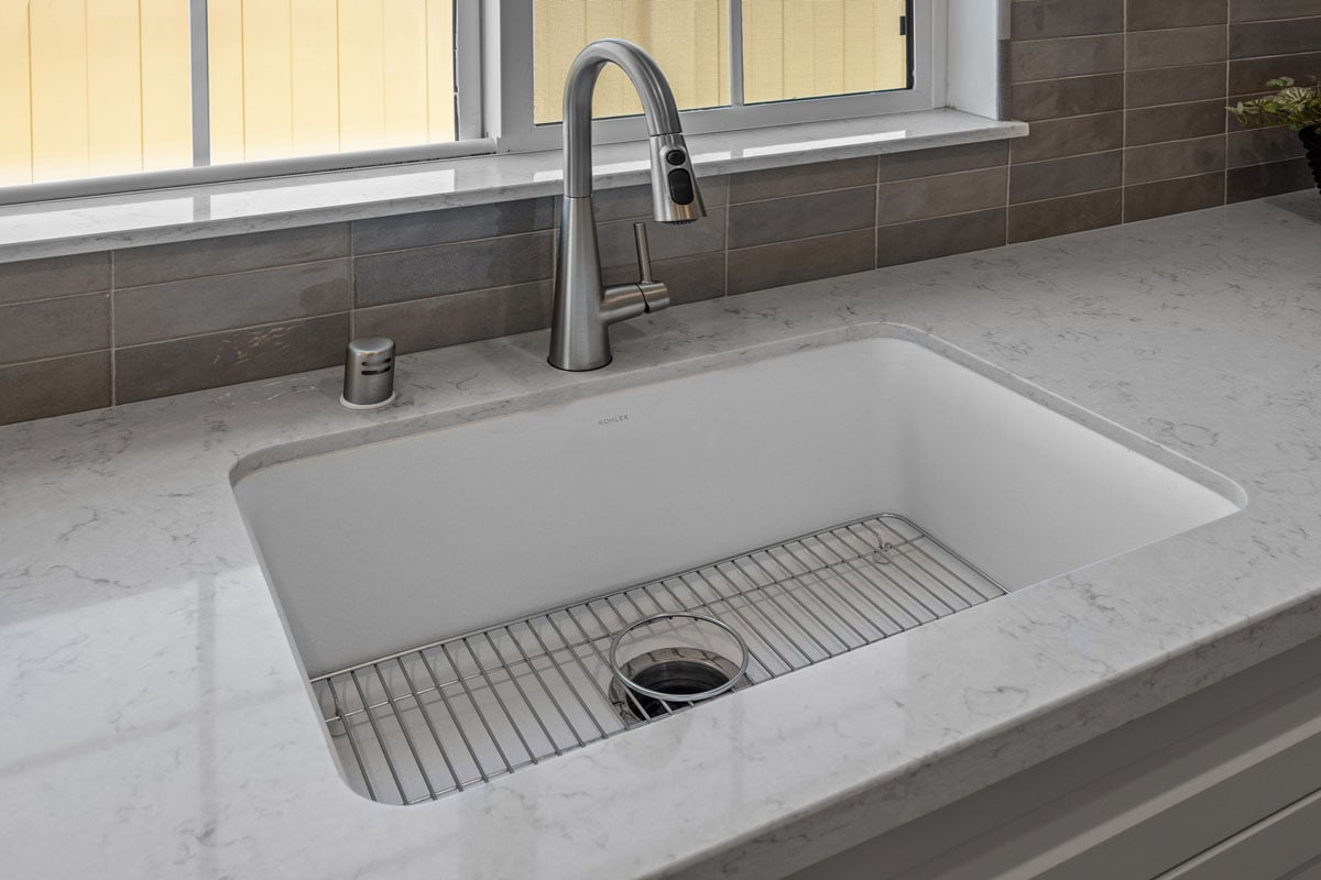 Upgraded single-basin kitchen sink