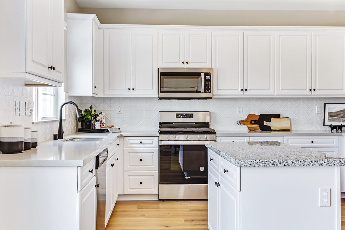 White thermofoil kitchen cabinets