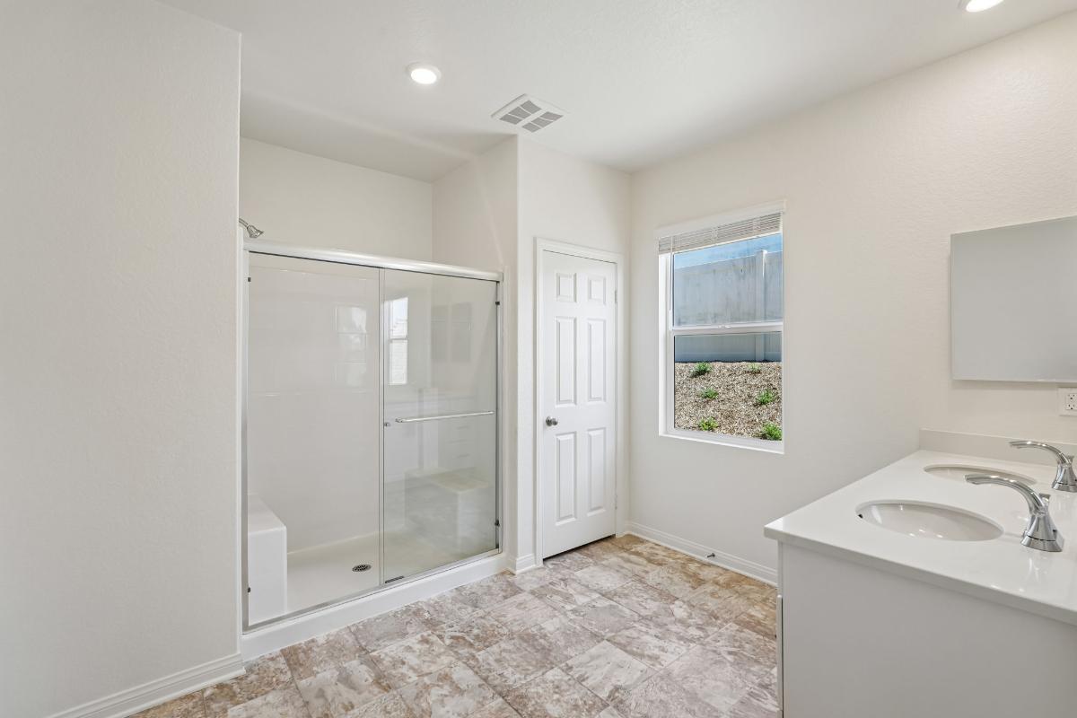 Primary bath
