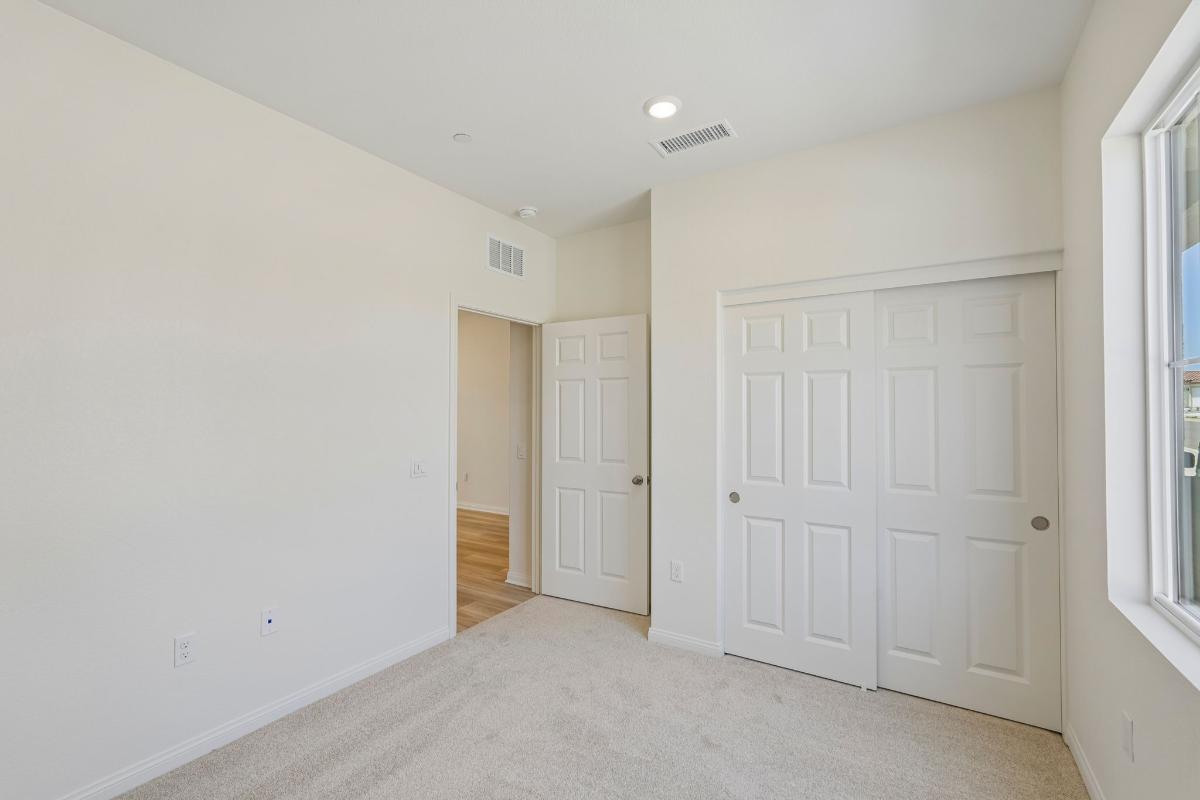 Secondary bedroom