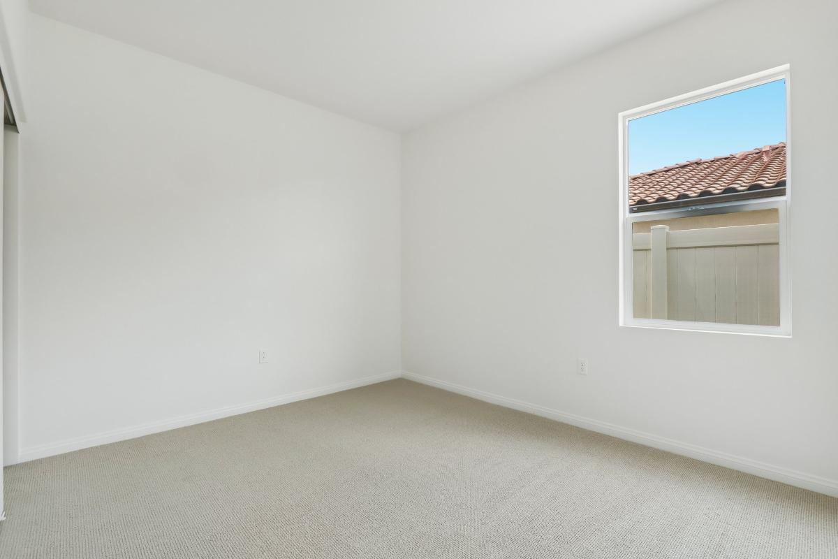 Secondary bedroom