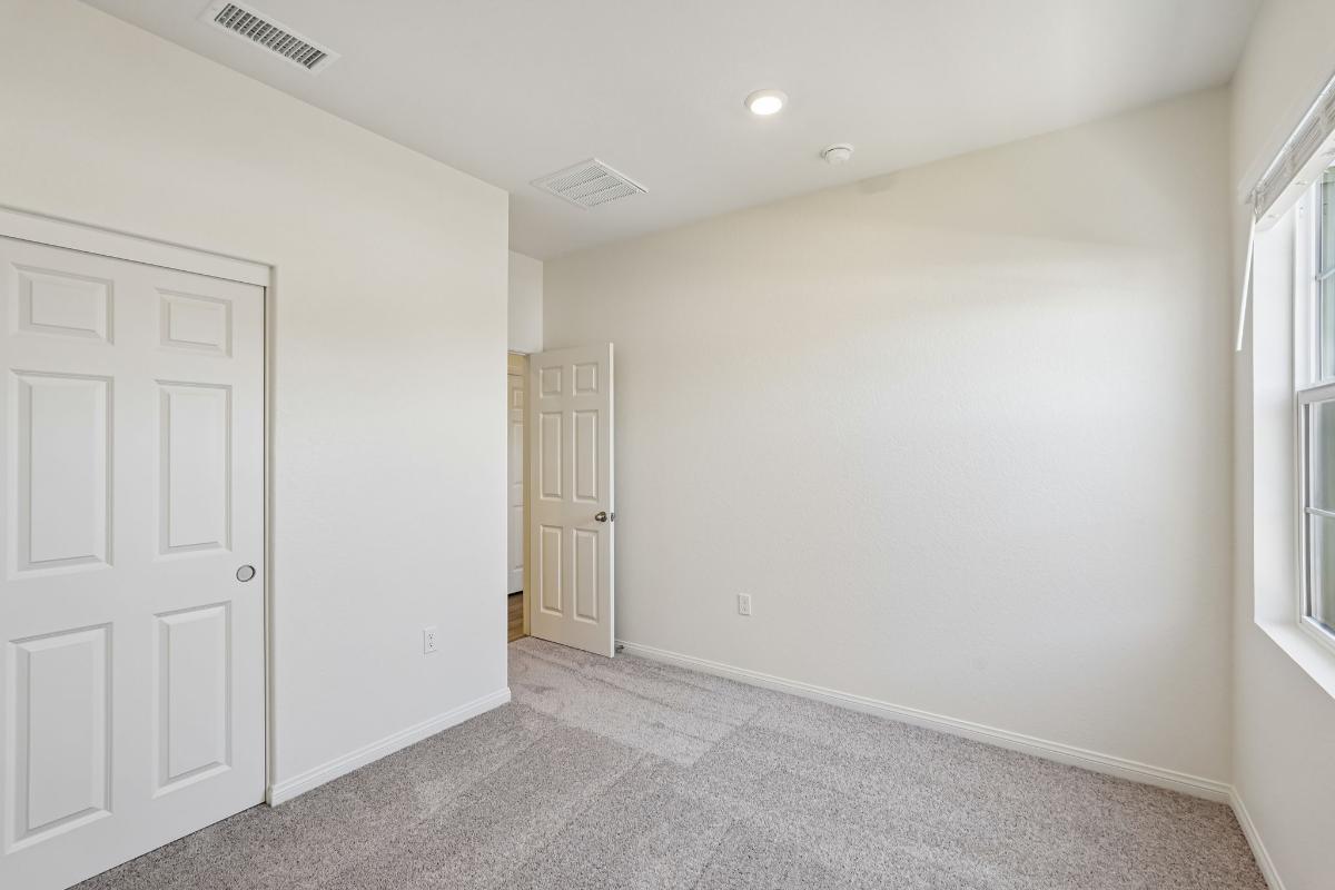 Secondary bedroom