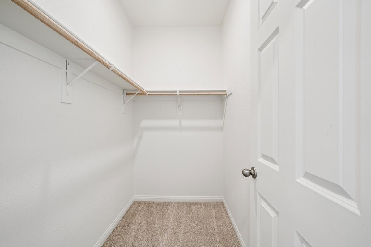 Walk-in closet