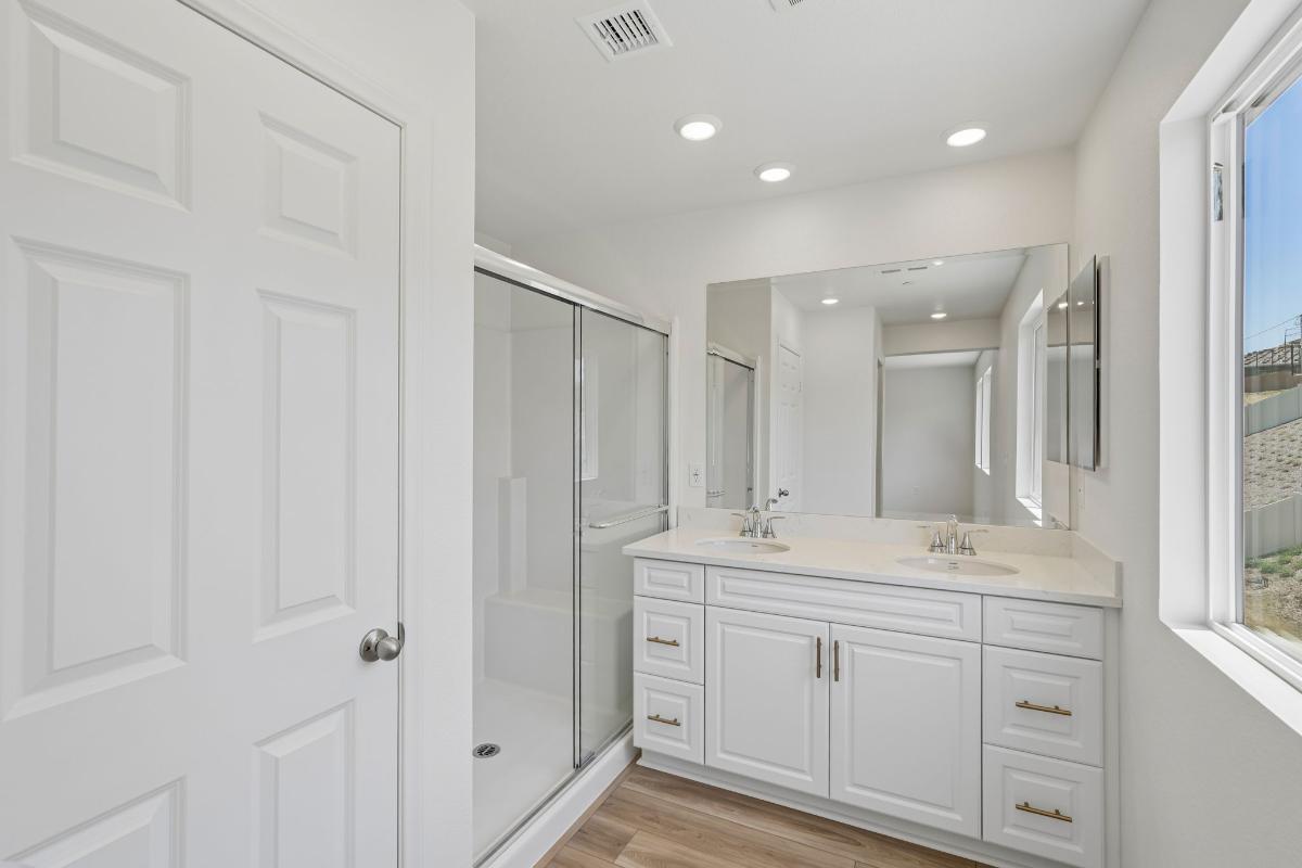 Primary bath