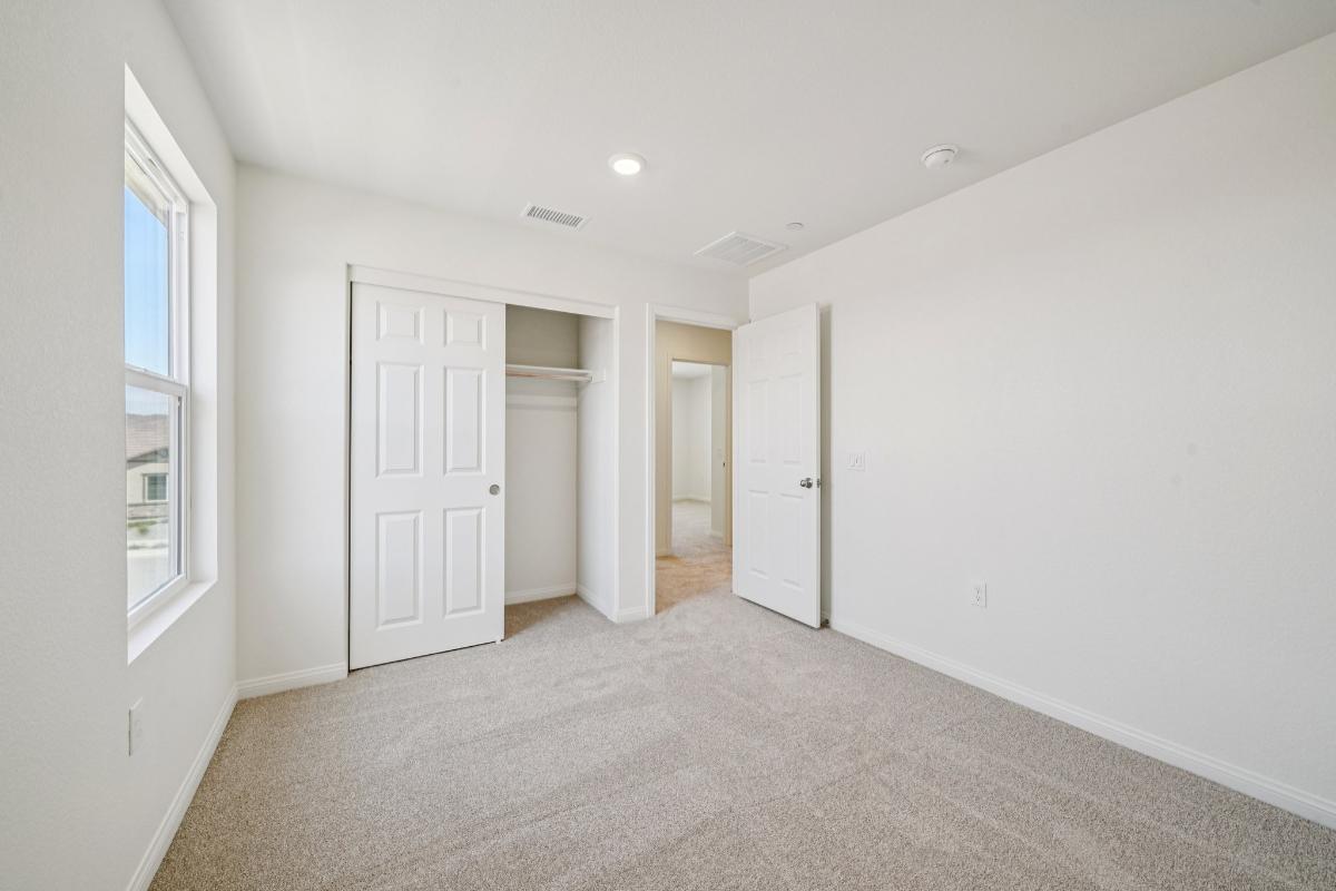 Secondary bedroom
