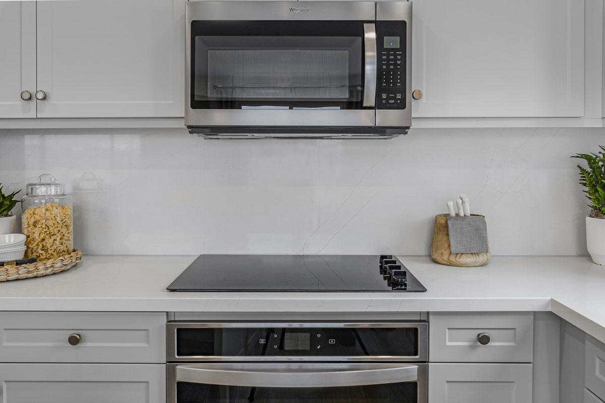 Upgraded built-in oven under cooktop