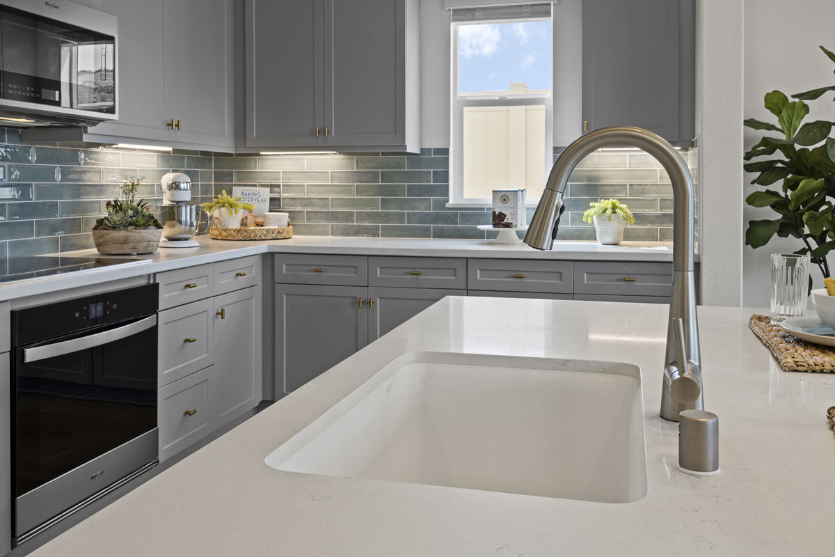 Optional white single-basin kitchen sink