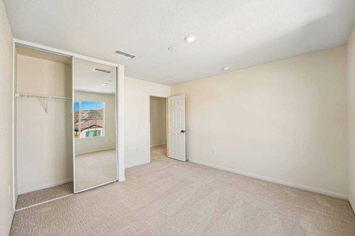 Secondary bedroom