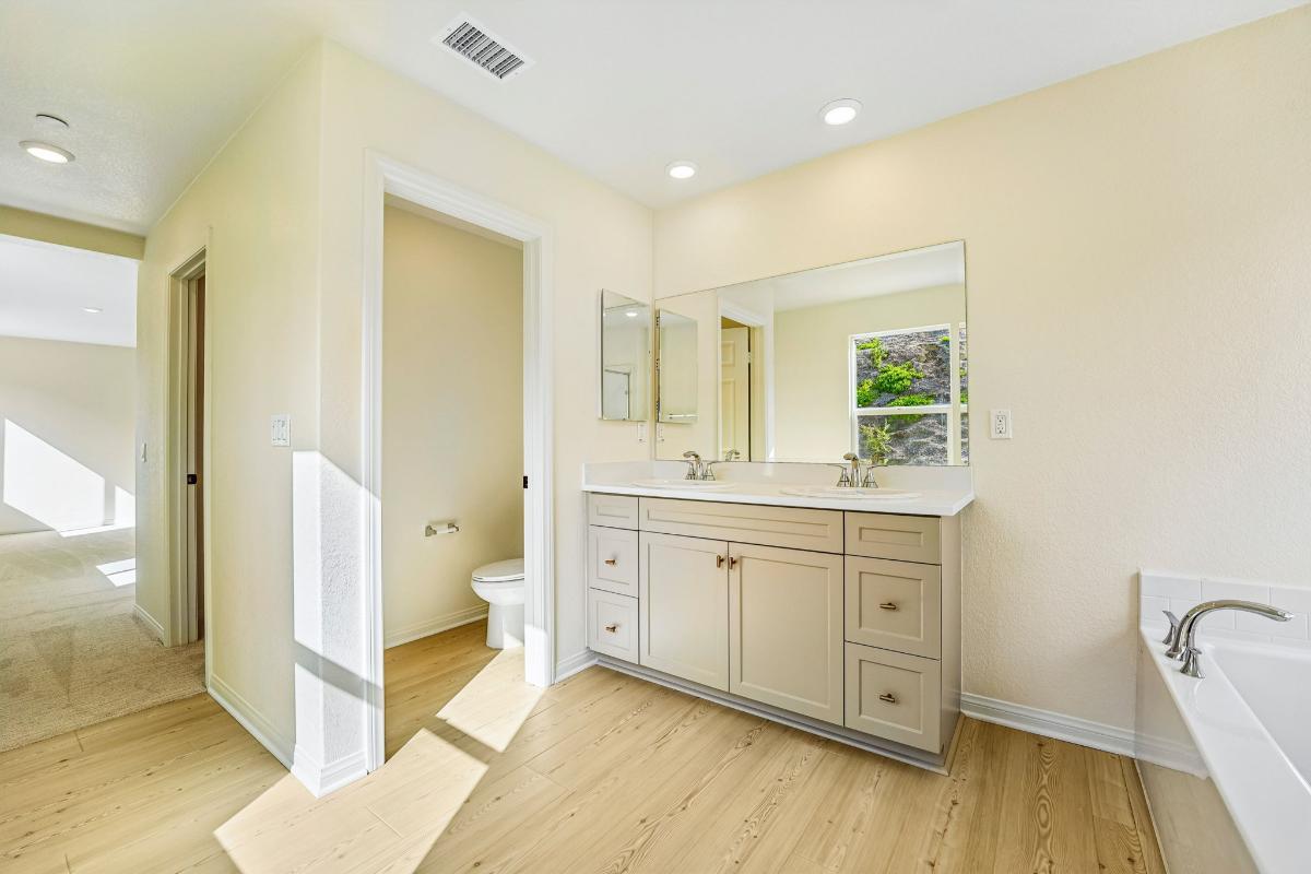 Primary bath