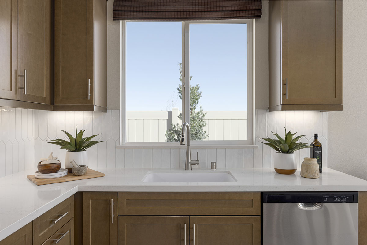 Optional single-basin undermount kitchen sink