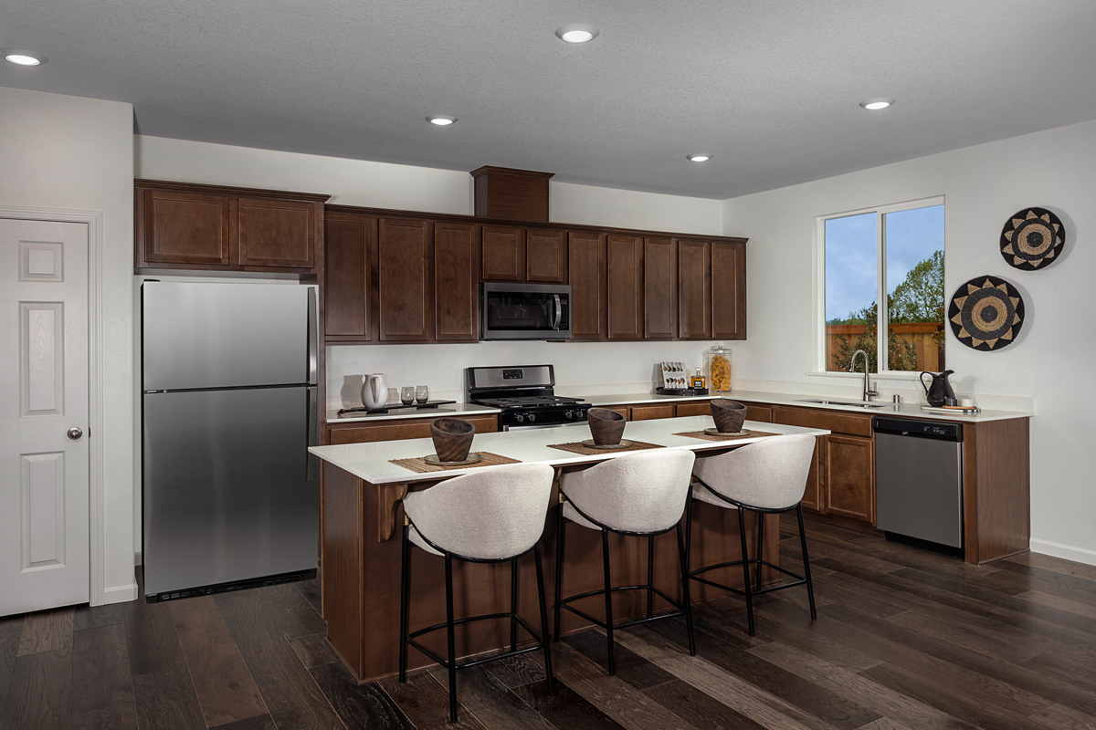New Homes in Plumas Lake, CA - Butte Vista at Cobblestone Plan 2050 Kitchen
