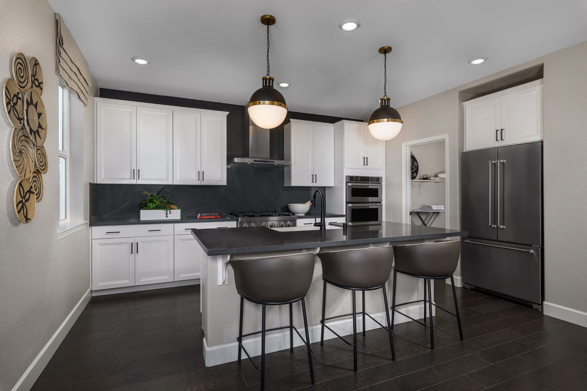 New Homes in Folsom, CA - Soleil at Folsom Ranch Plan 2689 Kitchen