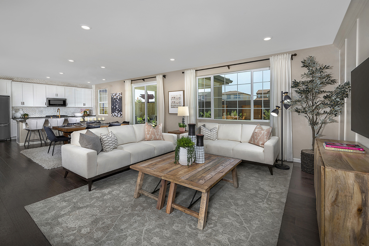 New Homes in Lincoln, CA - Ventana Plan 2674 Great Room