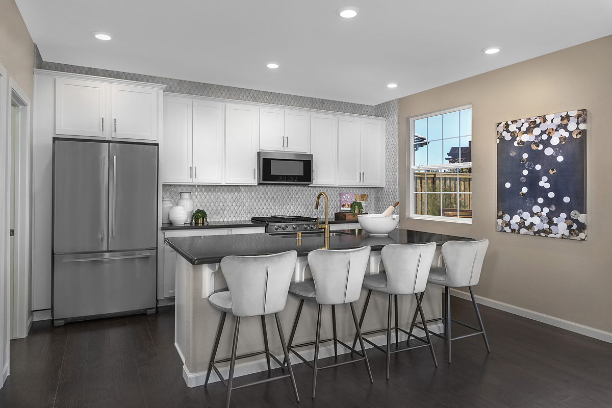 New Homes in Lincoln, CA - Ventana Plan 2674 Kitchen