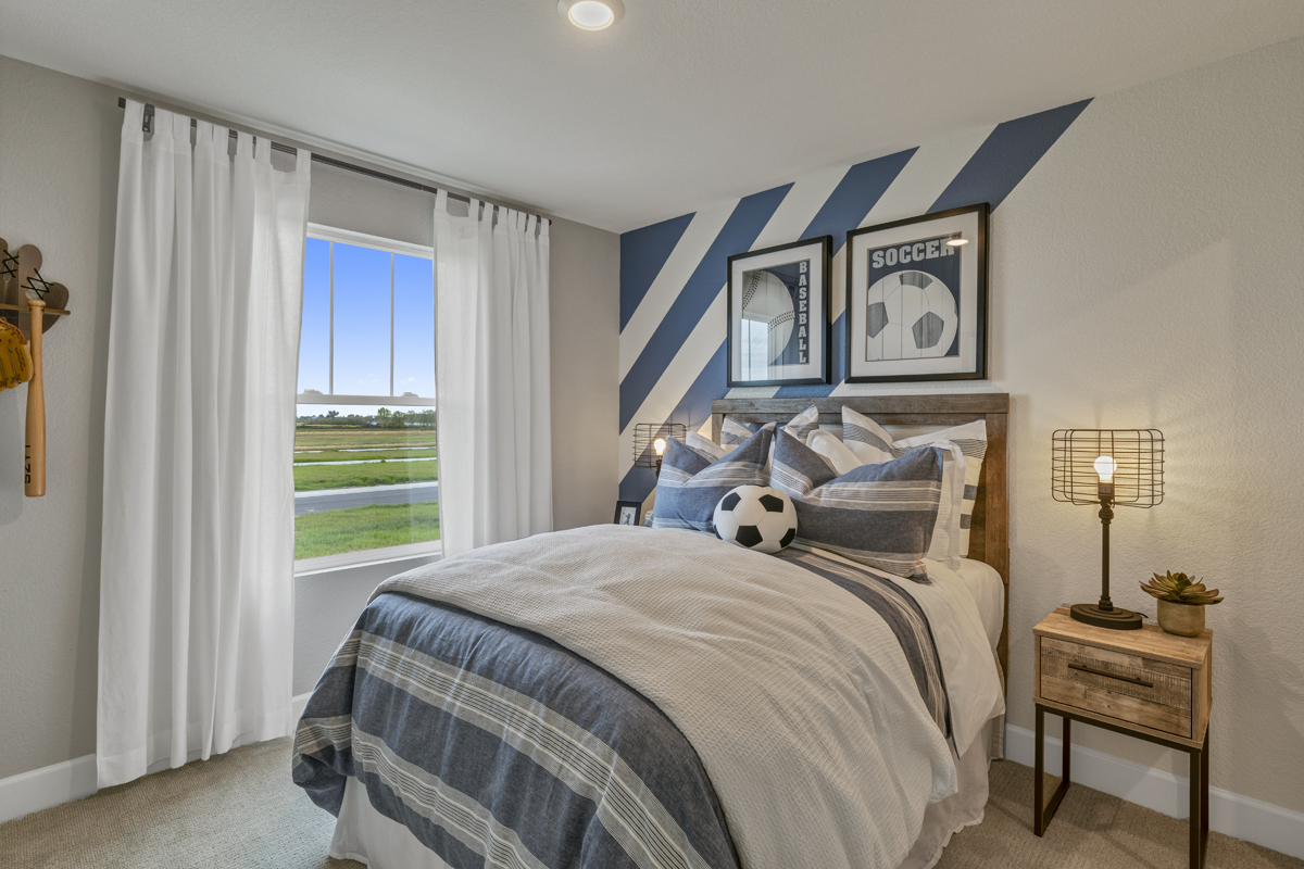 Secondary bedroom