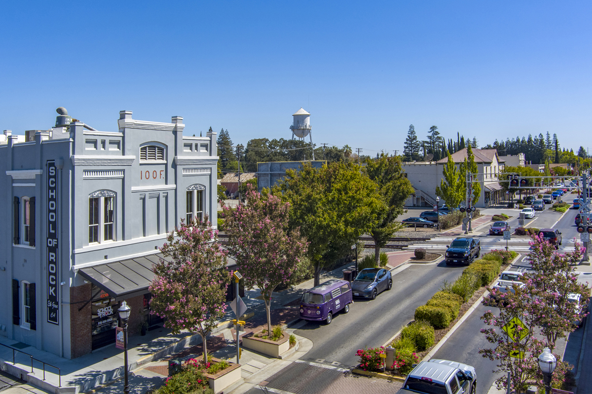 Shopping and dining nearby at Old Town Elk Grove