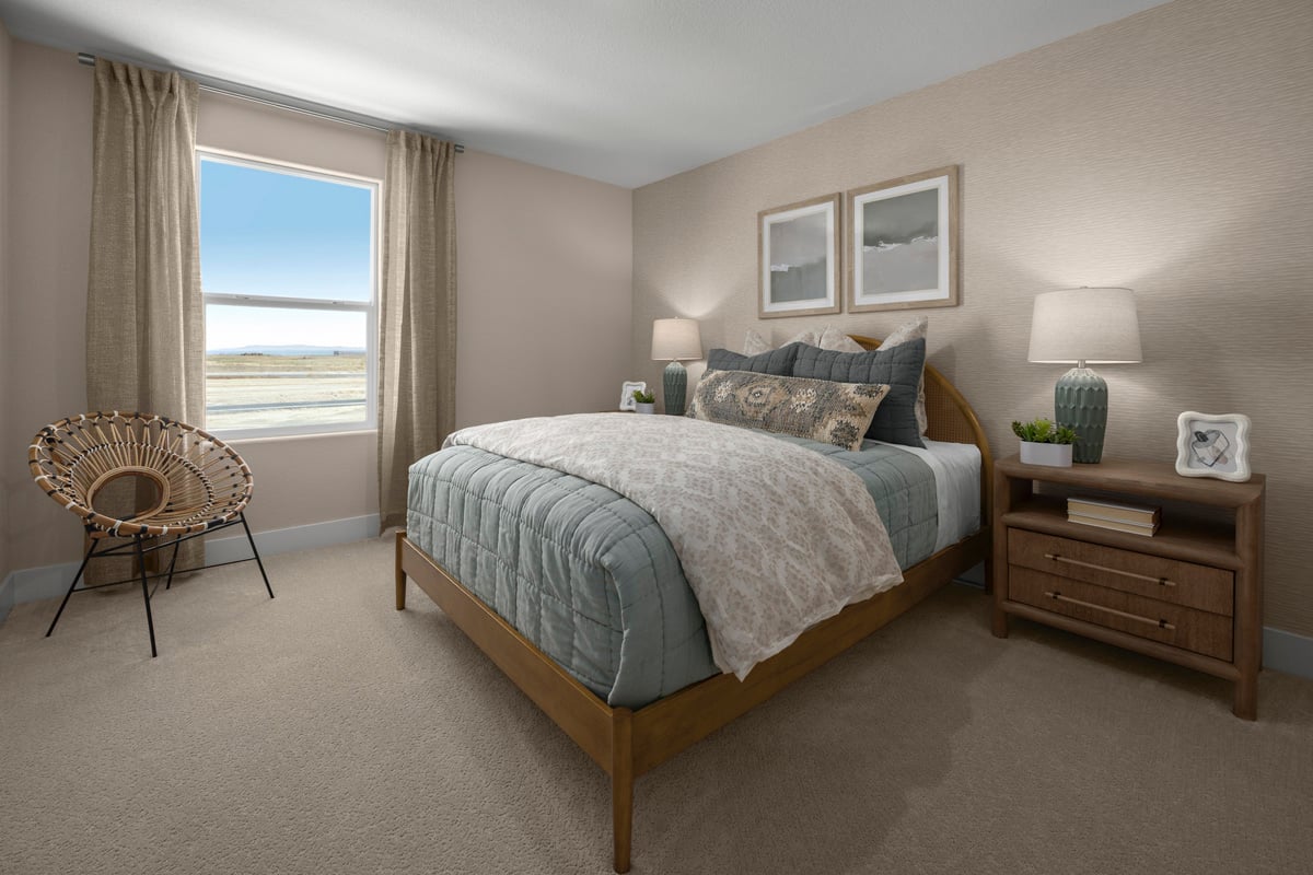 Secondary bedroom