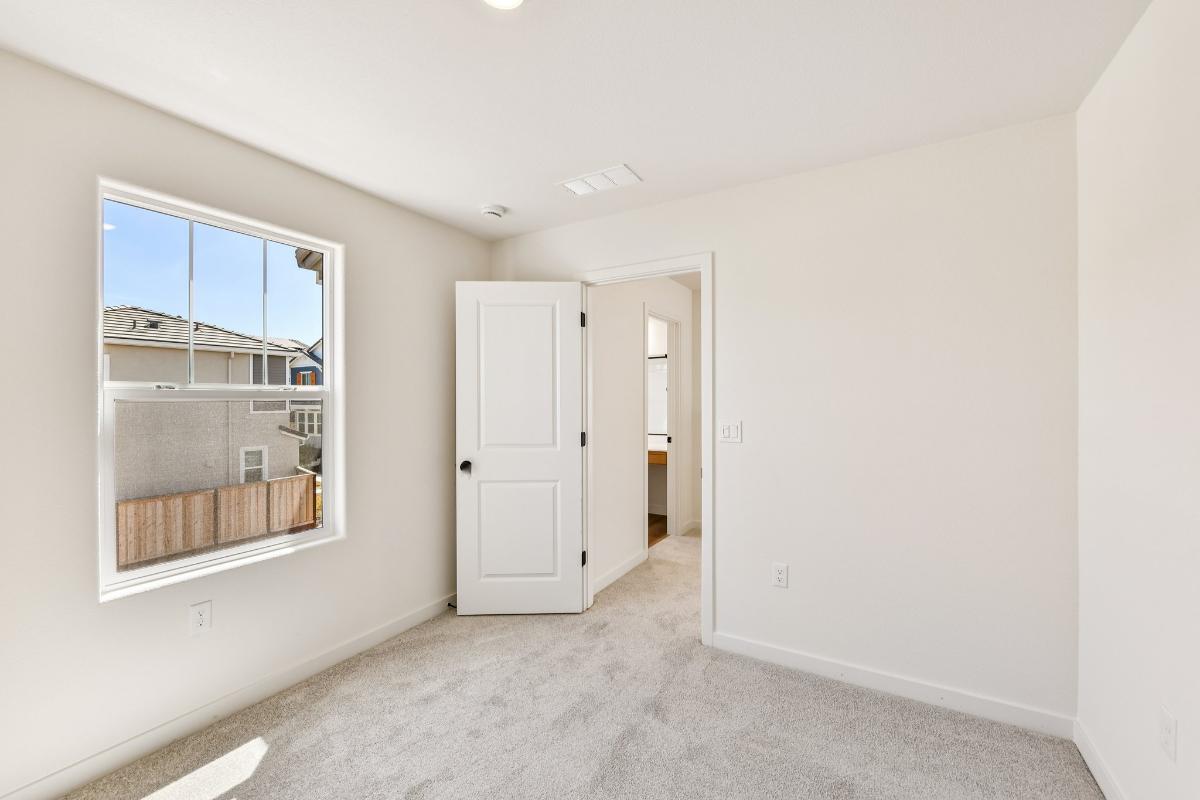 Secondary bedroom