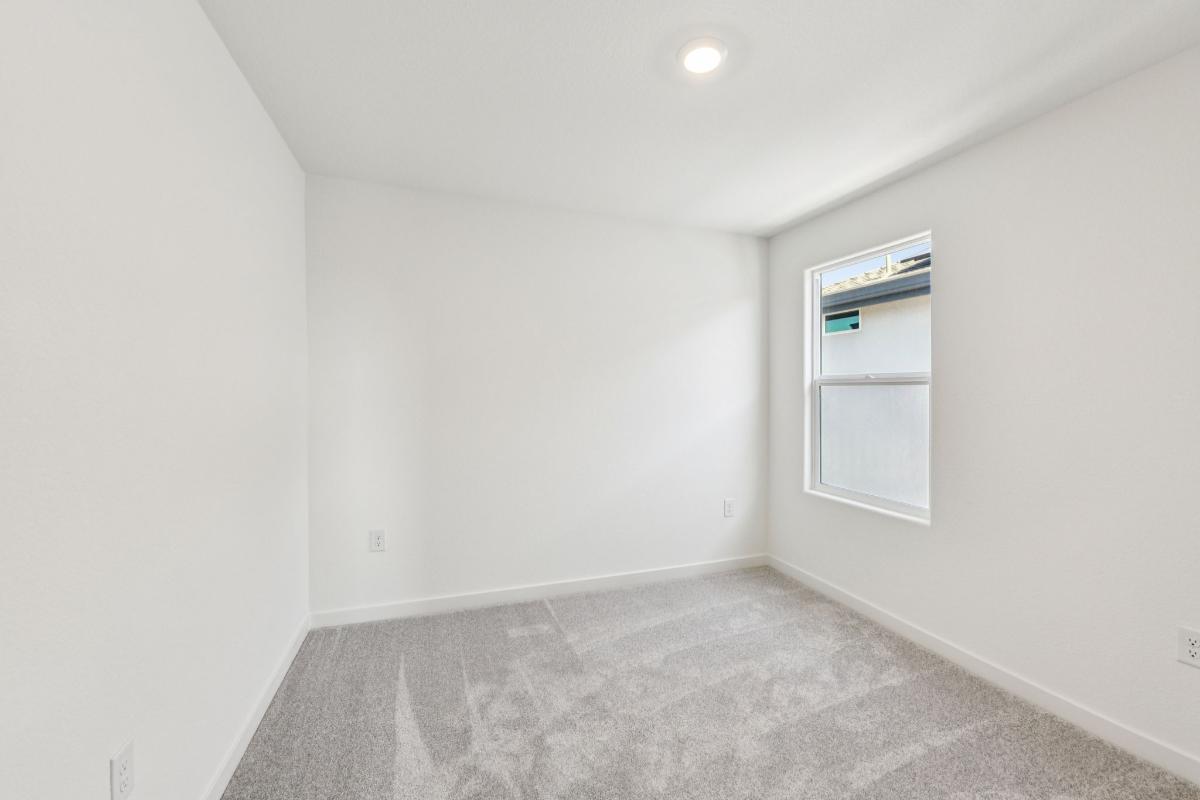 Secondary bedroom
