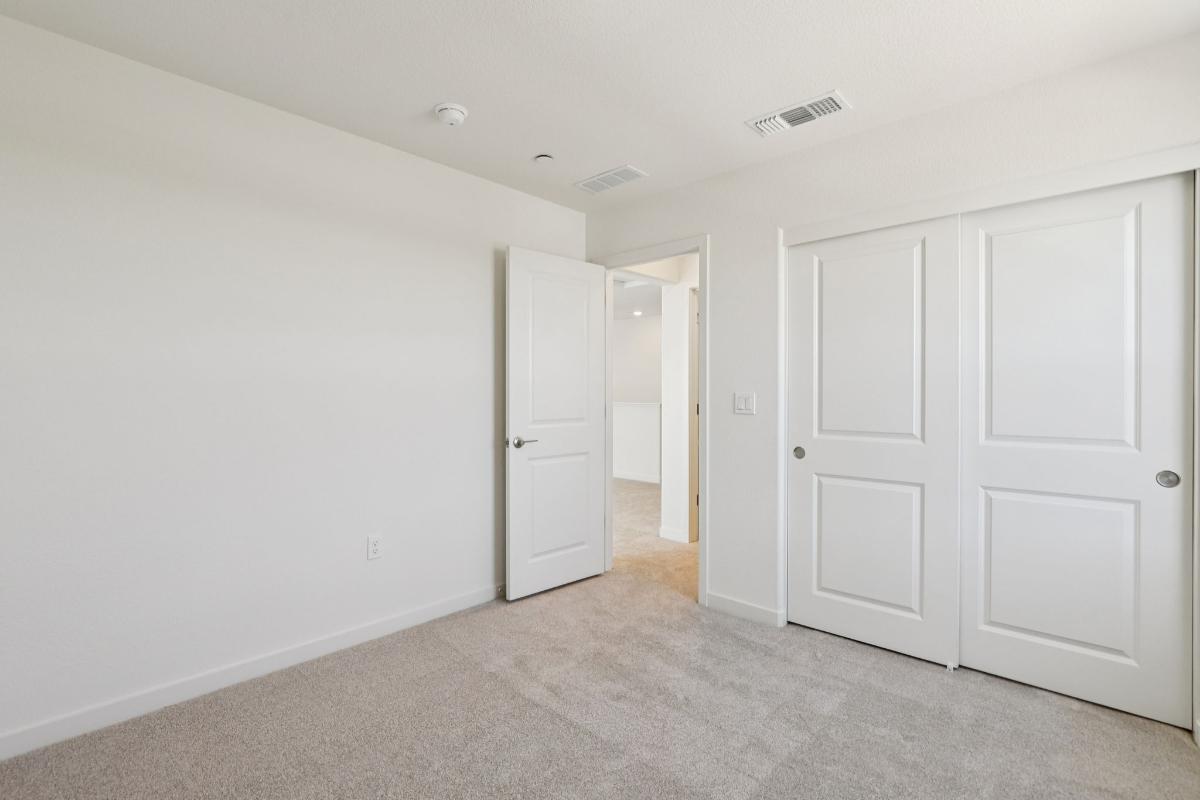 Secondary bedroom
