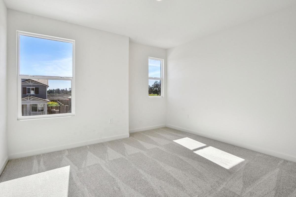 Secondary bedroom