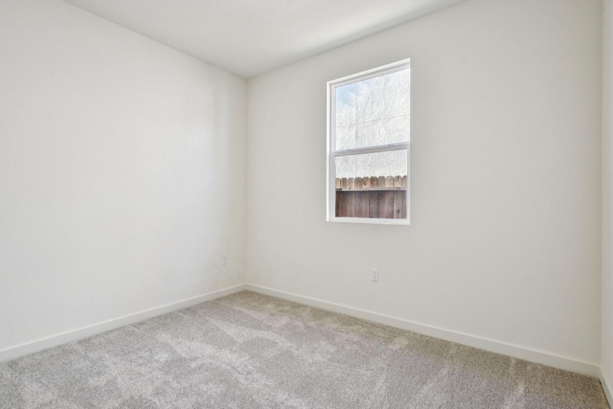 Secondary bedroom