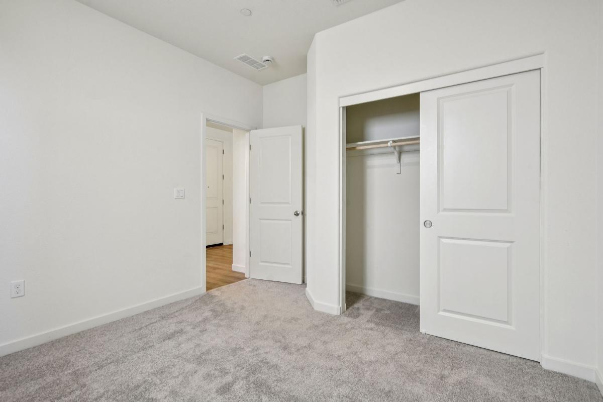 Secondary bedroom