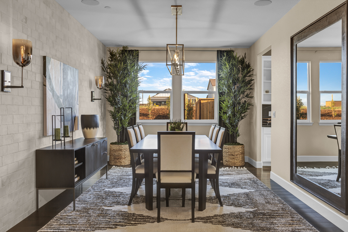 Formal dining room