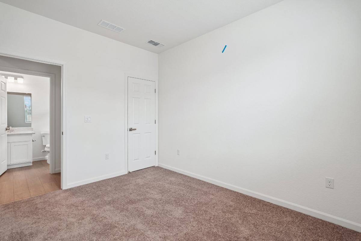 Secondary bedroom