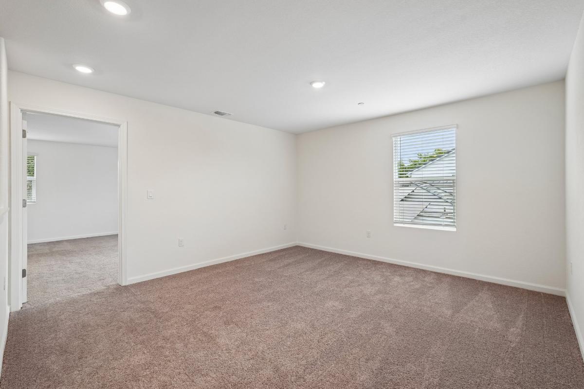 Secondary bedroom